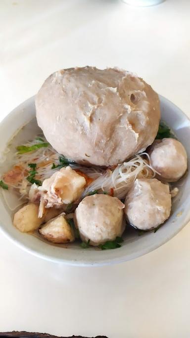 BAKSO JOGJA PAKDE TRIS