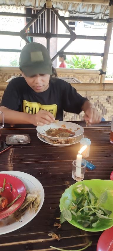 BAKSO PAKDE RONI