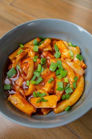 MEOGGI KOREAN TTEOKBOKKI