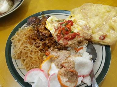 NASI UDUK BETAWI BANG KODEL PAMULANG