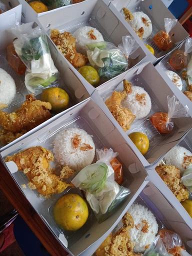 PECEL LELE AQILA DAN SOTO AYAM