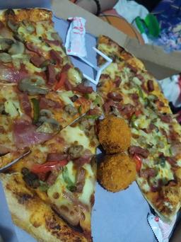 Photo's Pizza Hut Delivery - Phd Indonesia