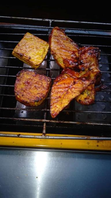 PONDOK AYAM BAKAR BAROKAH MAS JAJE KEDAUNG