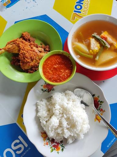 RUMAH MAKAN SOTO BETAWI BU LALAN