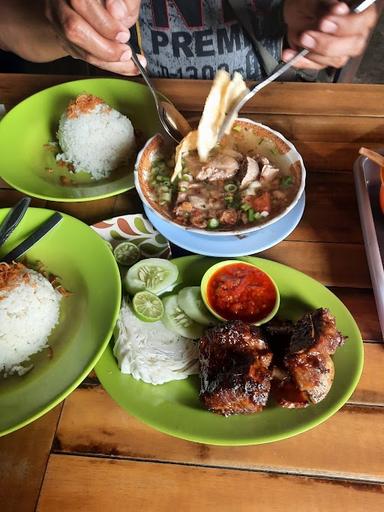 SOTO BETAWI DAN SOP IGA SAPI IBU SITI, KEDAUNG.