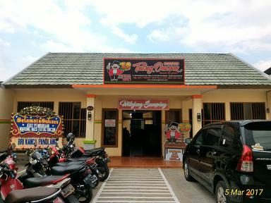 WARUNG NASI TUTUG ONCOM PAMULANG