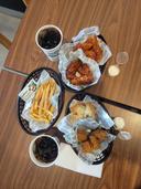 Wingstop Pamulang