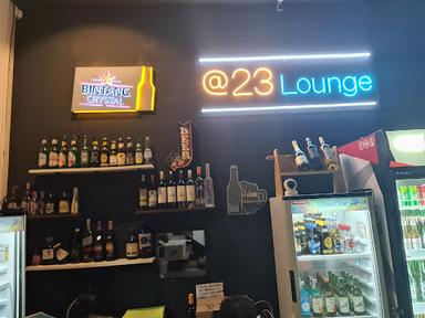 23 LOUNGE