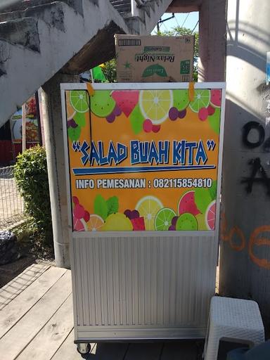 SALAD BUAH KITA