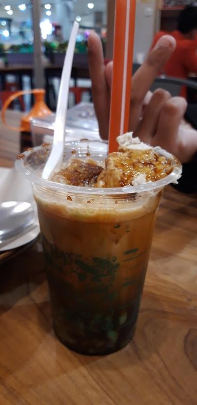 D'PENYETZ & D'CENDOL MAKASSAR TOWN SQUARE