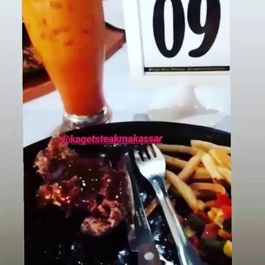 KAGET STEAK AND BLEND MAKASSAR