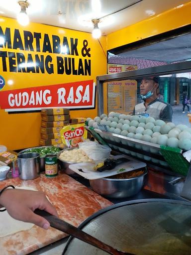 MARTABAK GUDANG RASA