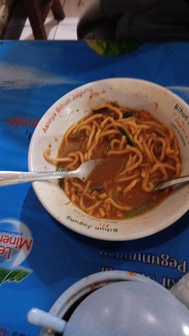 MIE AYAM MAKASSAR