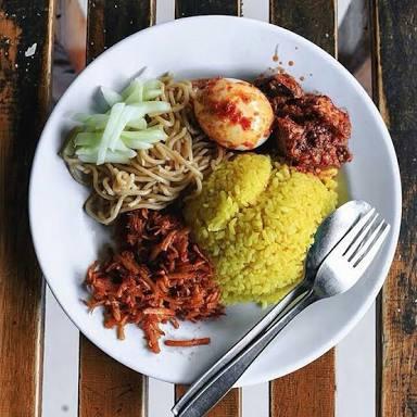 NASI KUNING IBU SURIANTY