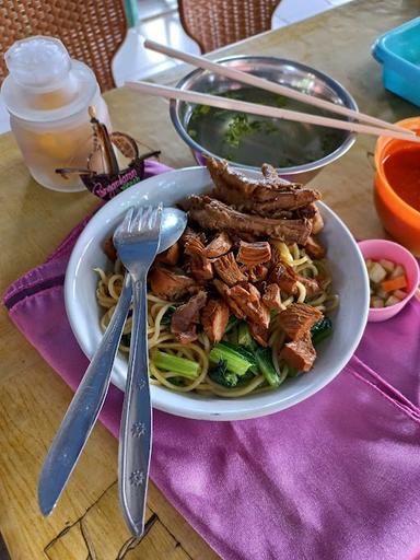 MIE AYAM SURABAYA