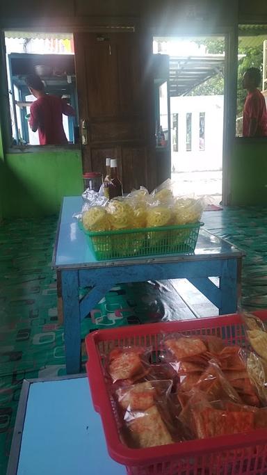 PONDOK LESEHAN MIE AYAM BAKSO MALVINAS