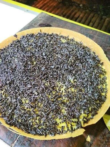 MARTABAK MANIS BANG RADIT