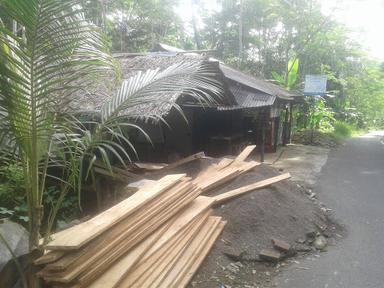 WARUNG BAKSO & GILINGAN A OTANG