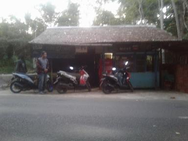 WARUNG BAKSO & GILINGAN A OTANG