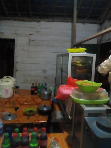 WARUNG MAKAN PECEL LELE CABANG KERES KEMBAR