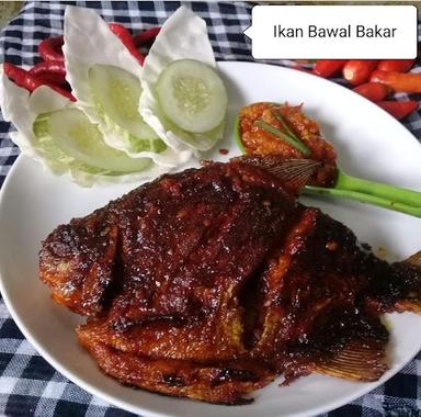 AYAM BAKAR 9 E