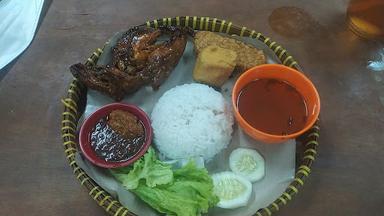 AYAM BAKAR BUMEN JAYA