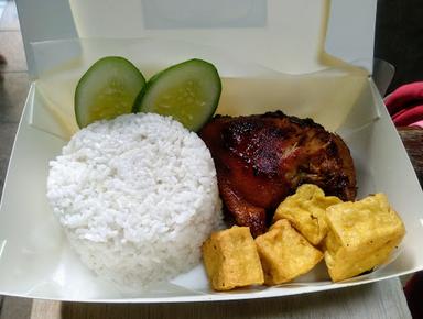 AYAM BETUTU TIAN