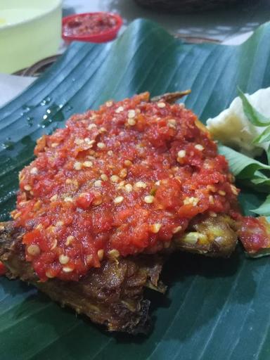 AYAM GORENG SAMBEL KEPPO