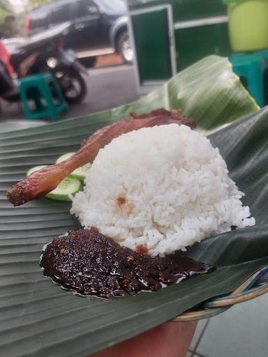 NASI BEBEK PAK MUNASIKIN