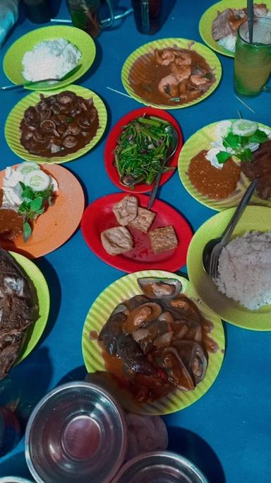 SEAFOOD LAMONGAN CAK TUR