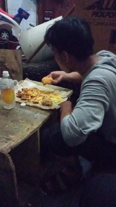 WARUNG NASI VERA