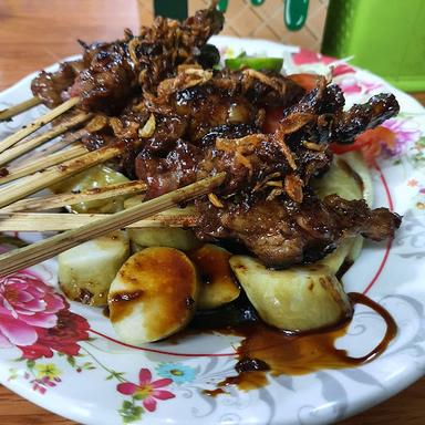 WARUNG SATE IBU WAHID