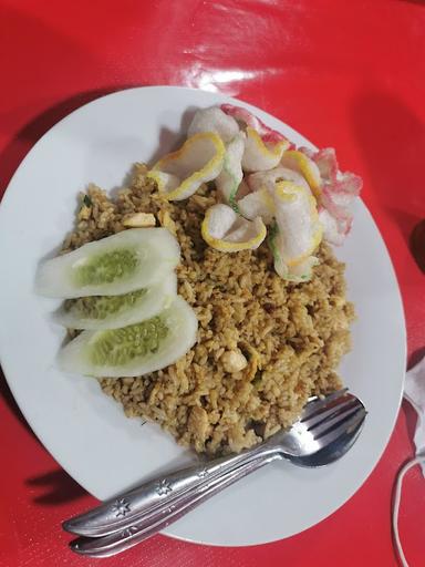 WARUNG TENDA TAMAN MAKAM PAHLAWAN