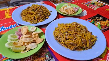 ACEHNESSE HOT SPICY NOODLE AND RICE