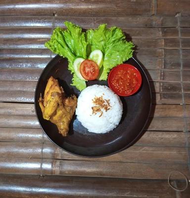 AYAM SADEWA