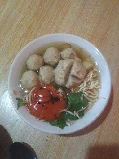 BAKSO & MIE AYAM BANG ARIS