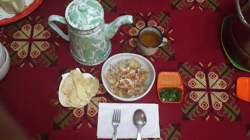 BUBUR AYAM TASIK DE TE CE