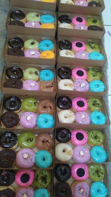 DONAT AZAR