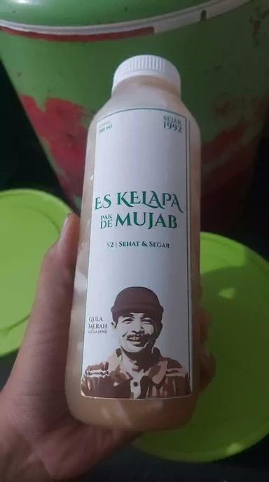 ES KELAPA PAK DE' MUJAB