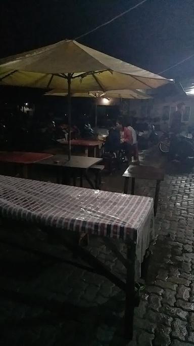 KEDONDONG RAYA FOOD COURT DEPOK JAYA