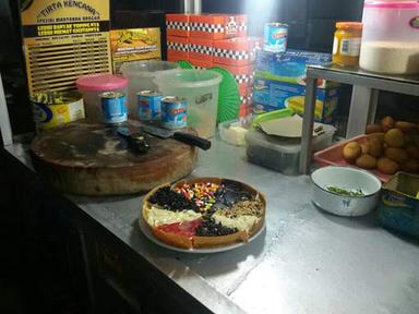 MARTABAK BANGKA TIRTA KENCANA,PANCORAN MAS