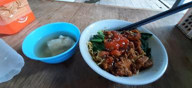 MIE AYAM PRAMUKA DEPOK BY AVAA