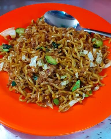 NASI GORENG HIDANGAN SEDAP MALAM CIRANGGEM JAYA