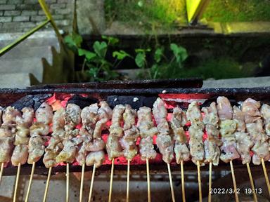 SATE & SOP KAMBING BU LILIS