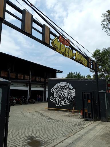 STEAK MOEN-MOEN - JL. KARTINI - DEPOK