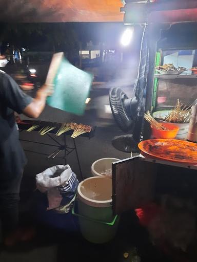 WARUNG SATE MADURA PAK ISMAIL