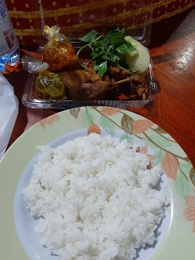 WARUNG BU KRIS PANDAAN