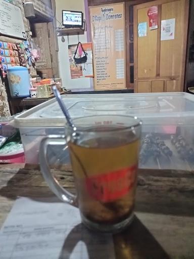 ANGKRINGAN D'KOPI DOMRENEO