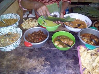 WARUNG BUBUR MAK NINIK