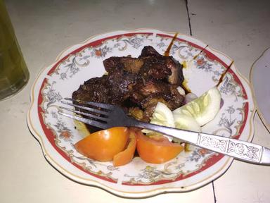 WARUNG SATE CIPTO ROSO NGGECI